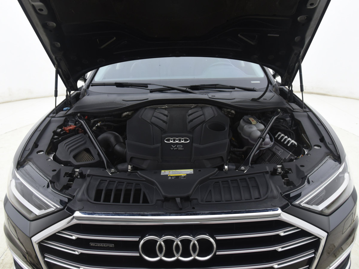 2020年10月奧迪 奧迪A8  2021款 A8L 50 TFSI quattro 舒適型