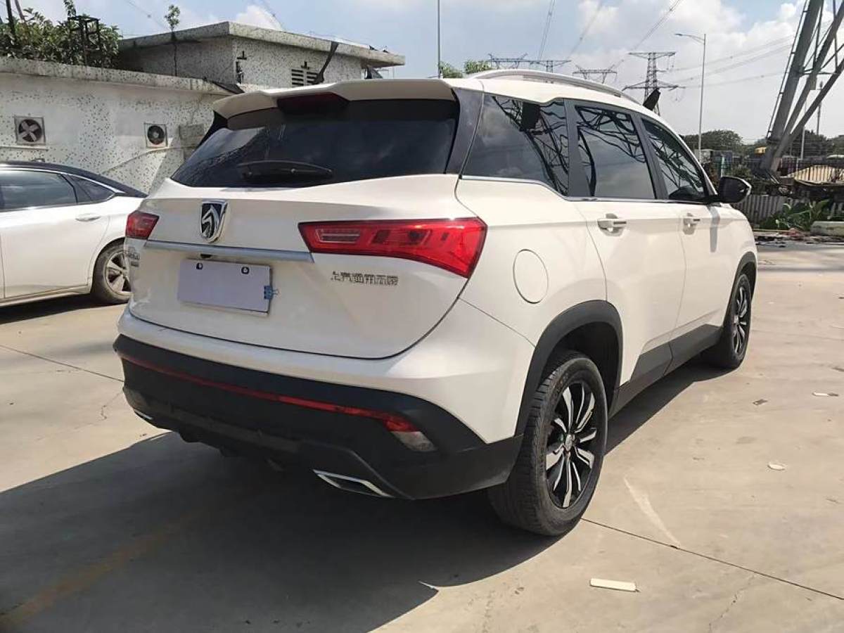 寶駿 530  2019款  1.5T CVT尊貴型 國VI圖片