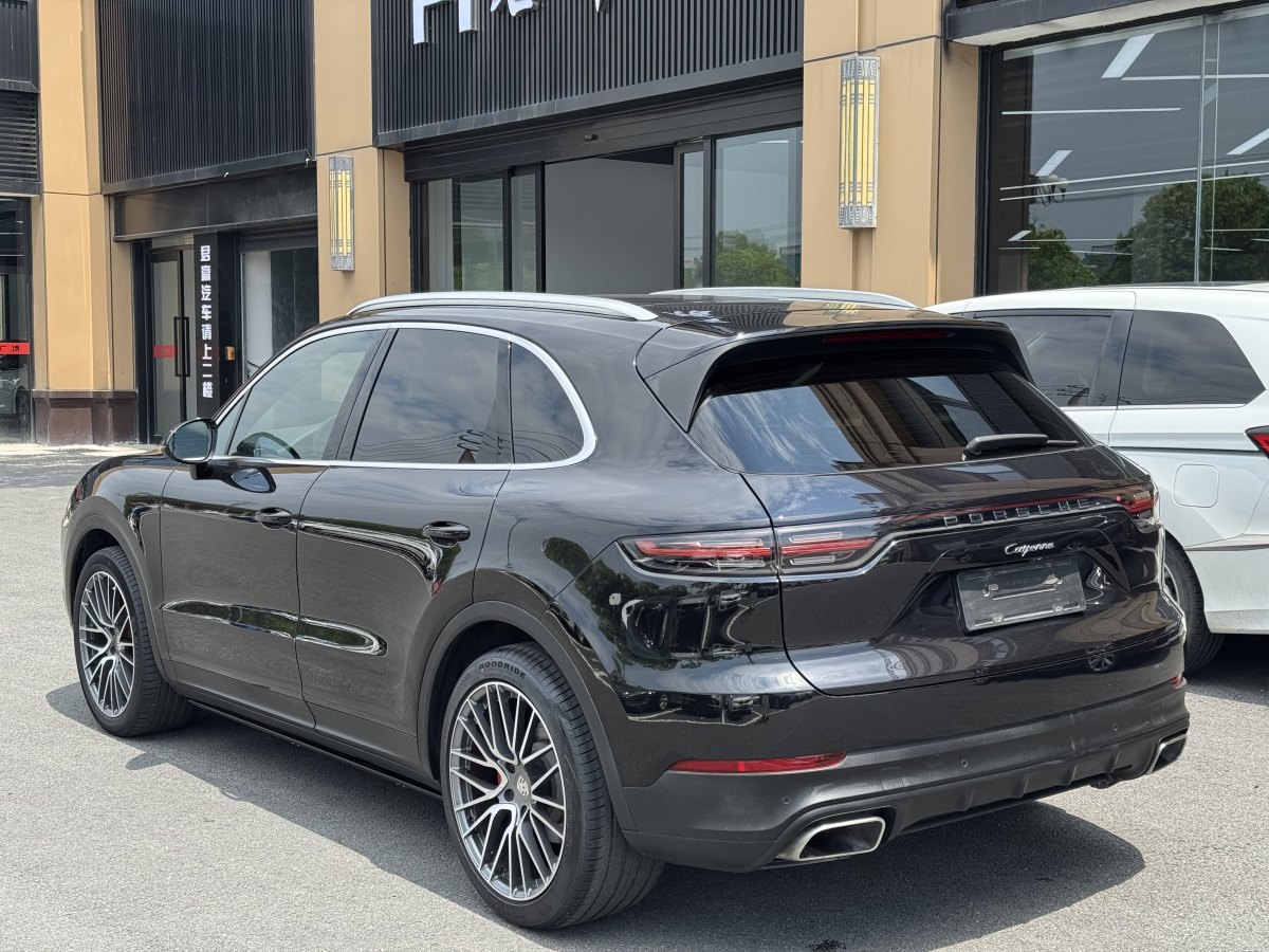 保時(shí)捷 Cayenne  2023款 Cayenne 3.0T圖片