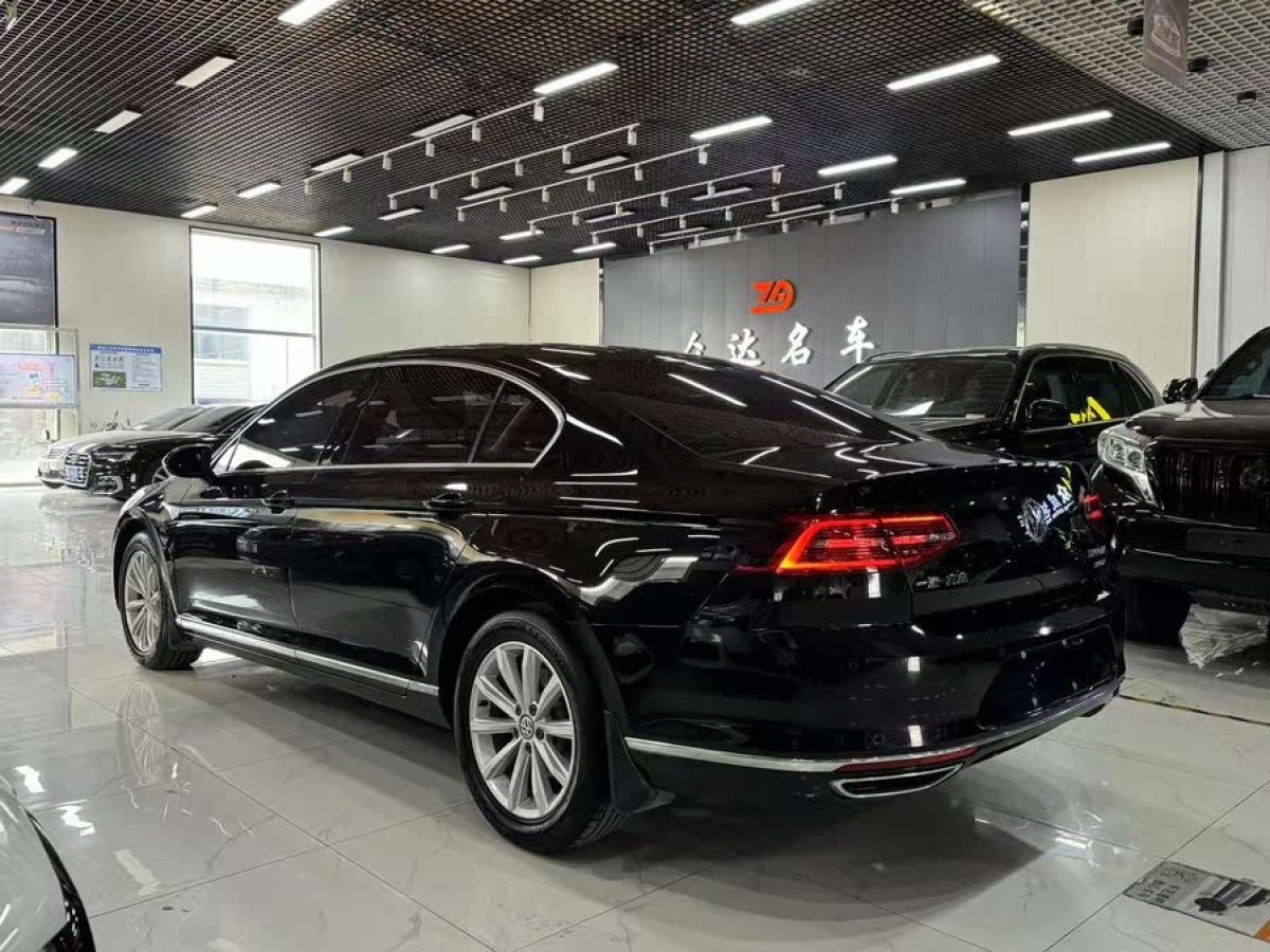 大眾 邁騰  2019款  330TSI DSG 領(lǐng)先型 國(guó)VI圖片