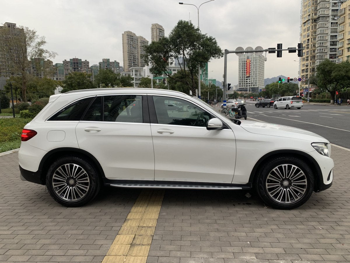 奔馳 奔馳GLC  2016款 GLC 260 4MATIC 動感型圖片