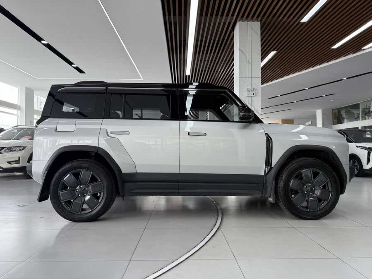 奇瑞 奇瑞iCAR 03T  2024款 520km 兩驅(qū)長續(xù)航版圖片