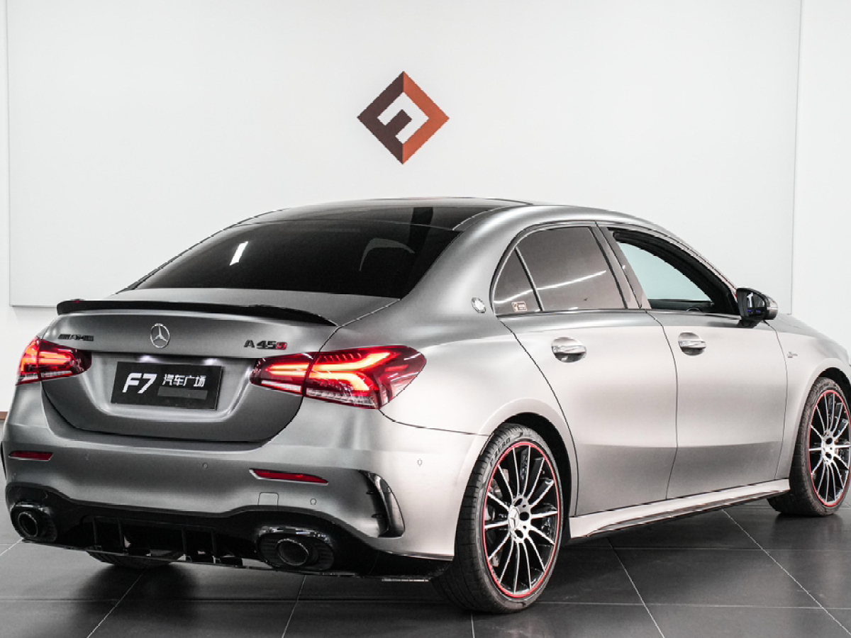 奔馳 奔馳A級AMG  2020款 AMG A 35 4MATIC圖片