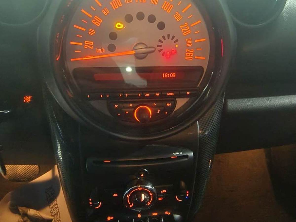 MINI COUNTRYMAN  2014款 1.6L COOPER Fun圖片