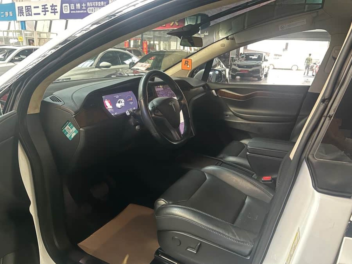 特斯拉 Model X  2017款 Model X 100D 長(zhǎng)續(xù)航版圖片