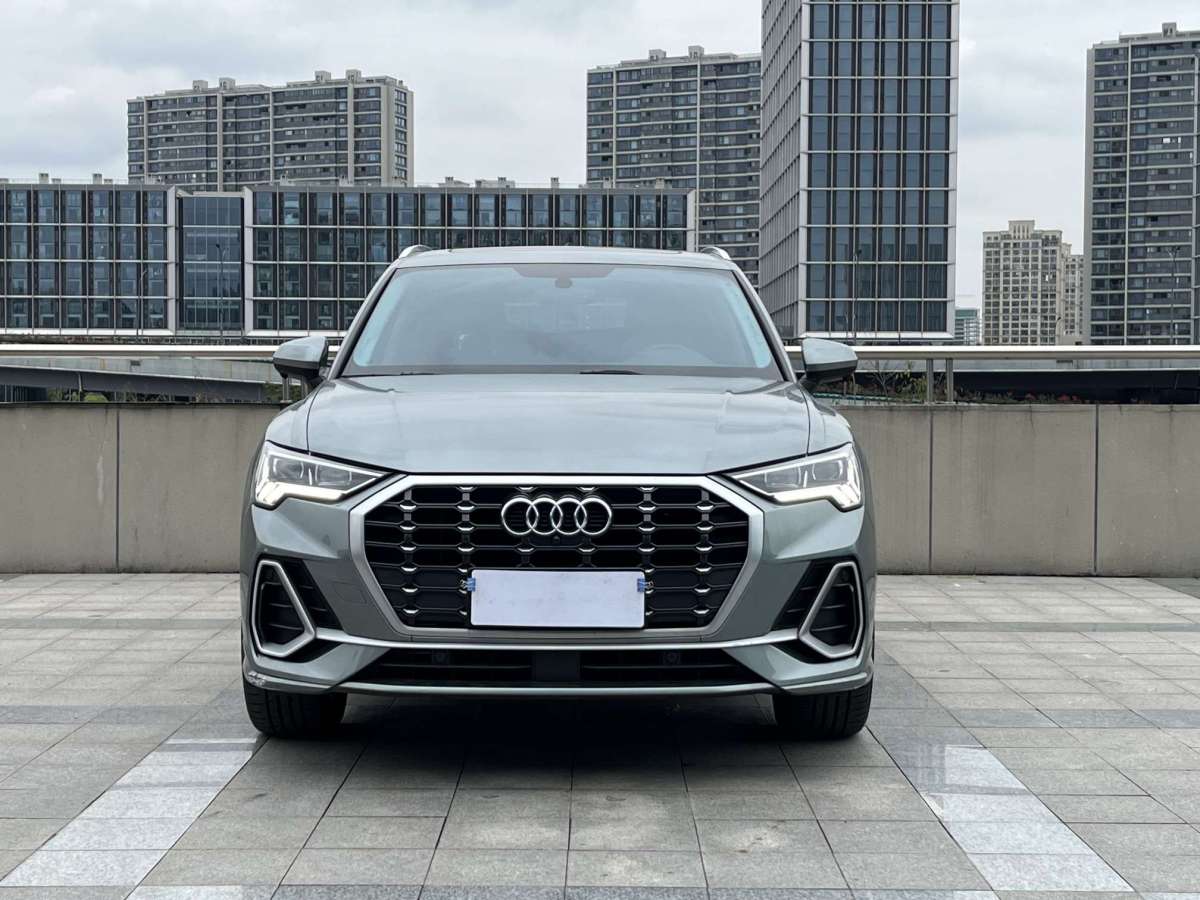 奧迪 奧迪Q3  2021款 40 TFSI 時尚動感型圖片