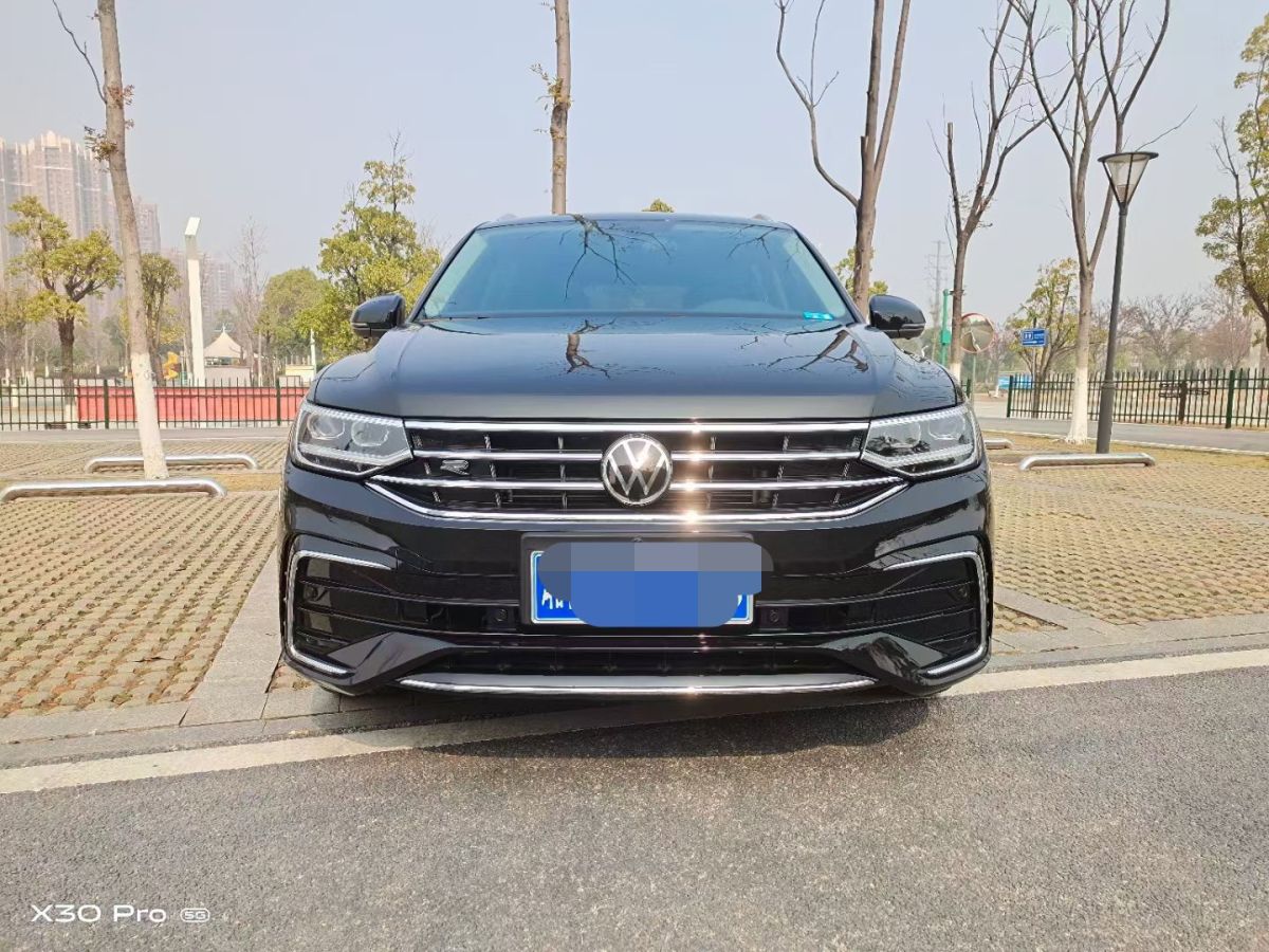 大眾 途觀l 2022款 330tsi 自動兩驅r-line越享版圖片