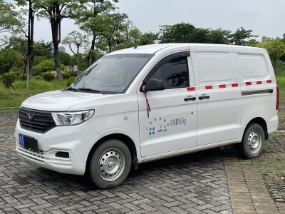 2021年10月 五菱 五菱宏光V 1.5L勁取版封窗車(chē)LAR圖片