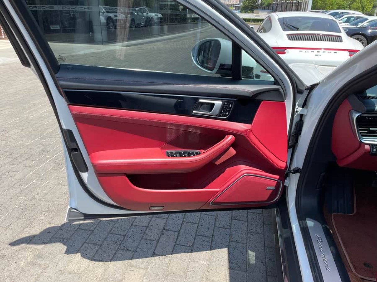保時(shí)捷 Panamera  2021款 Panamera 行政加長(zhǎng)版 2.9T圖片