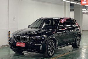 宝马X5 宝马 改款 xDrive 30Li 尊享型M运动套装