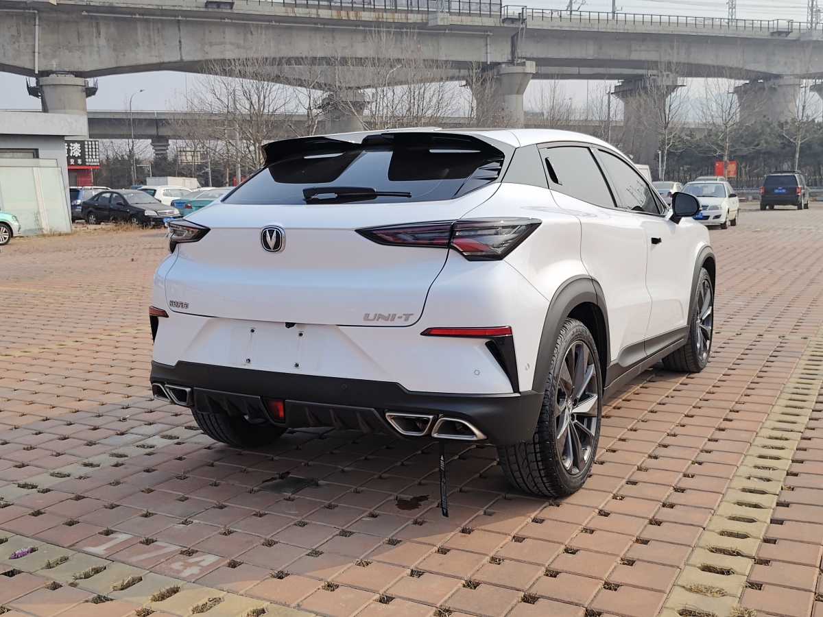 長(zhǎng)安 UNI-T  2020款 1.5T 旗艦型圖片