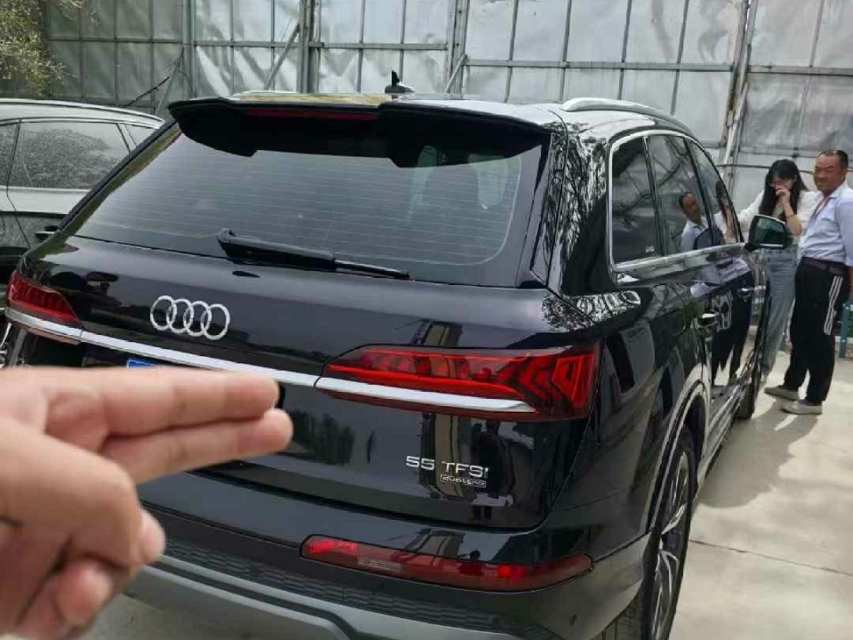 奧迪 奧迪Q7  2020款 45 TFSI quattro S line運(yùn)動(dòng)限量版圖片