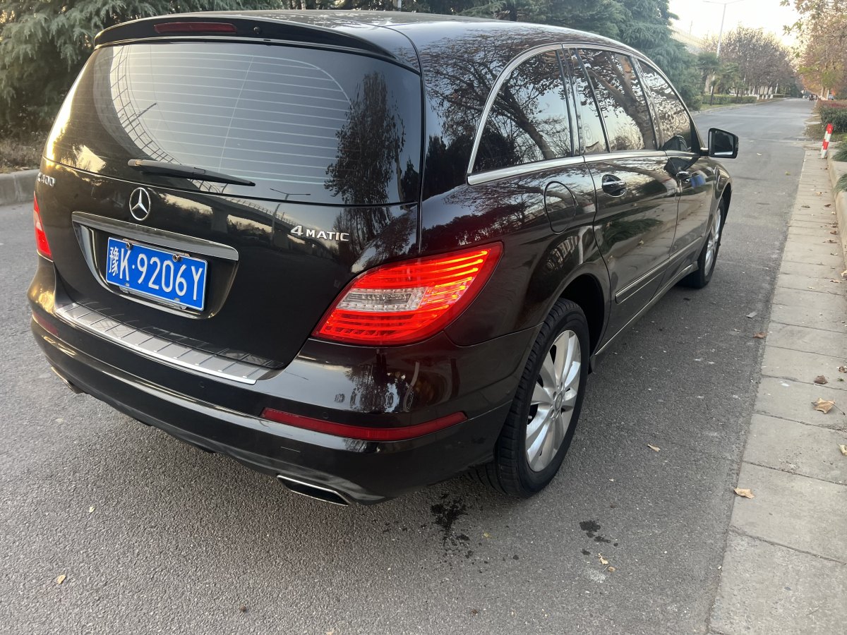 奔馳 奔馳R級(jí)  2015款 R 400 4MATIC 豪華型圖片