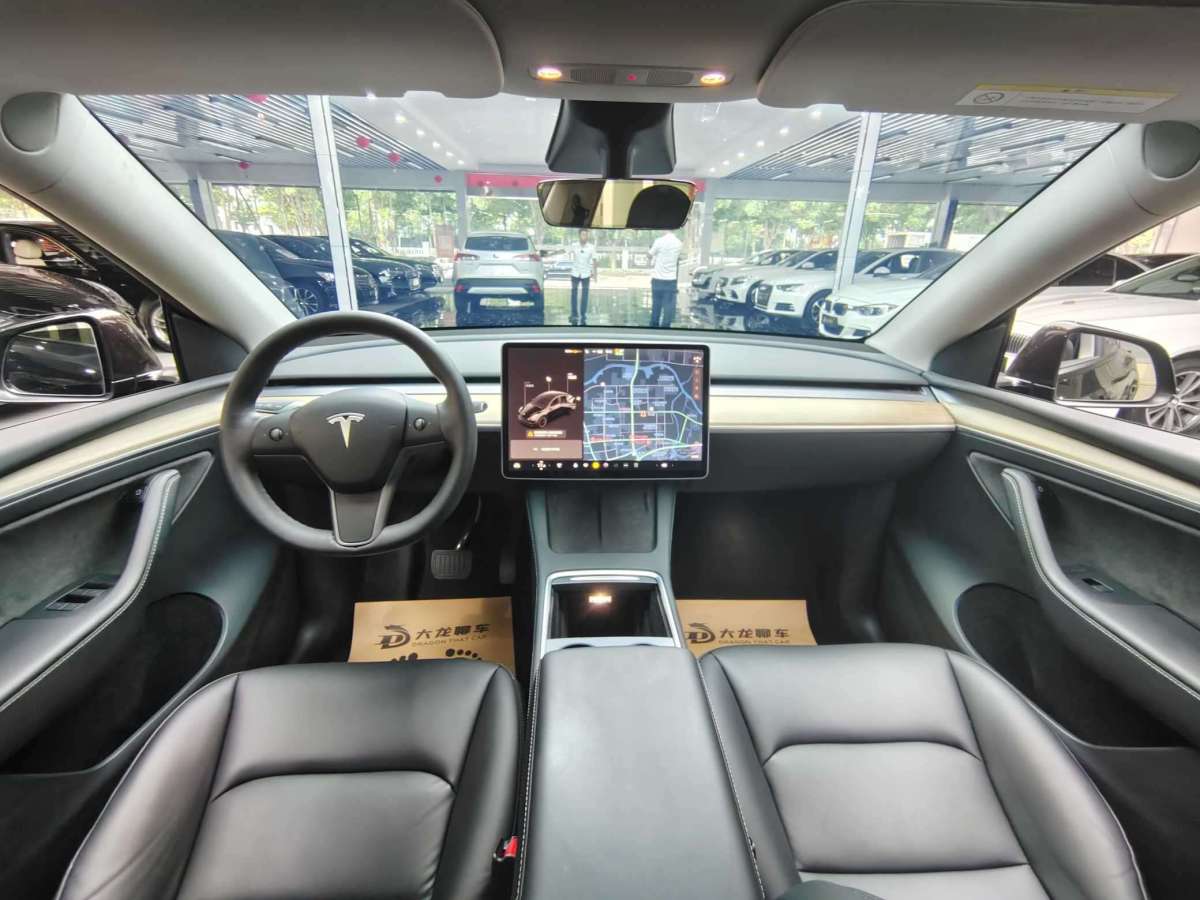 2021年12月特斯拉 Model 3  2021款 標準續(xù)航后驅(qū)版