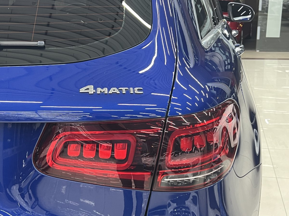奔馳 奔馳GLC  2018款 改款 GLC 300 4MATIC 動(dòng)感型圖片