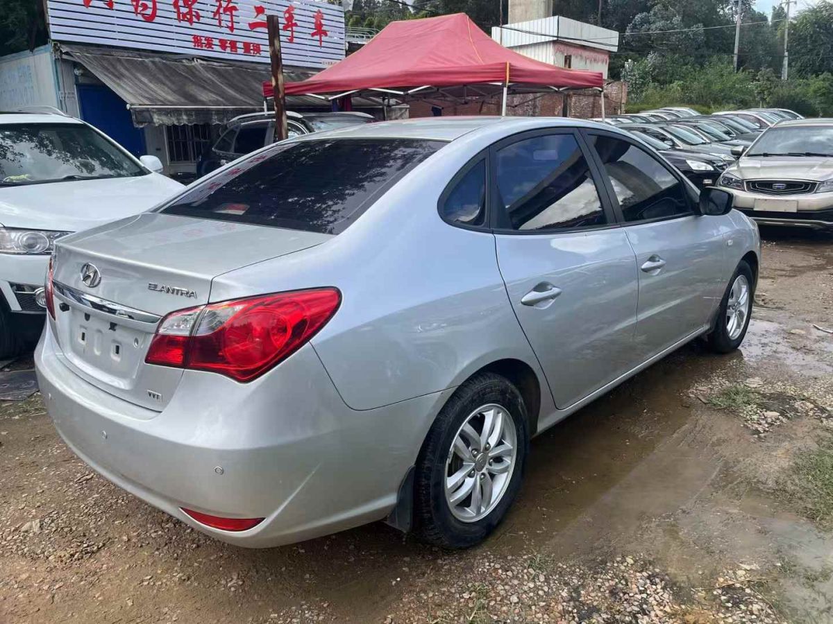 現(xiàn)代 朗動  2013款 1.6L 自動領先型圖片