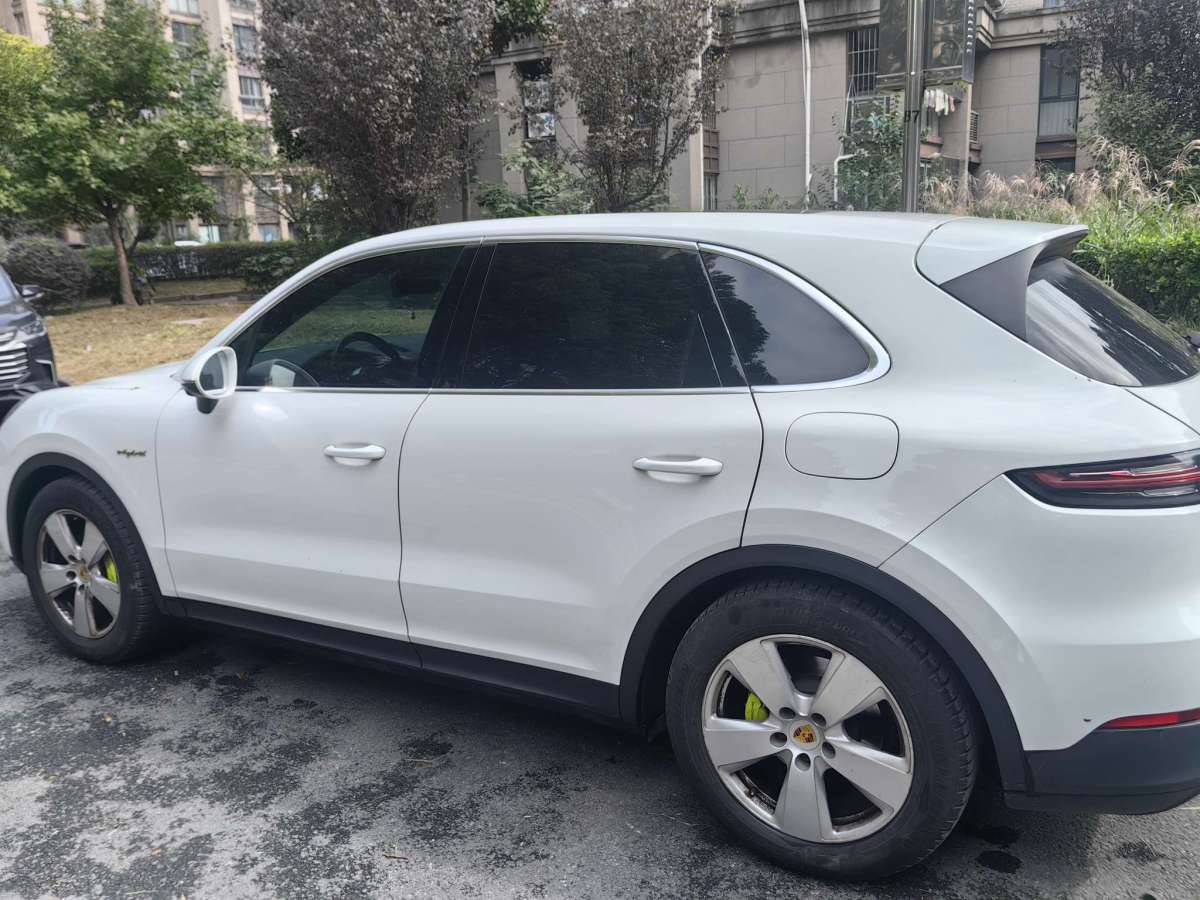 2021年02月保時捷 Cayenne新能源  2021款 Cayenne E-Hybrid 2.0T