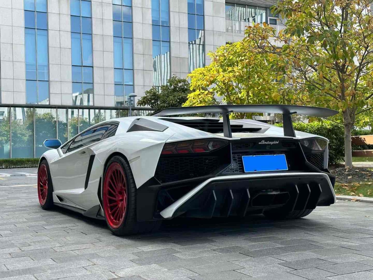 蘭博基尼 Aventador  2011款 LP 700-4圖片