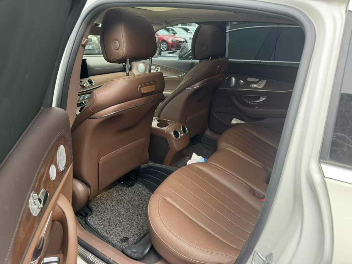 奔馳 奔馳E級  2018款 E 300 L 豪華型圖片