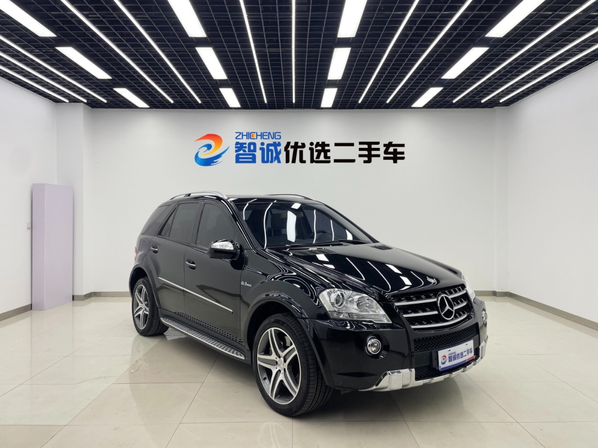 奔馳 奔馳M級(jí)AMG 2010款 ML63 AMG 6.2L AT圖片