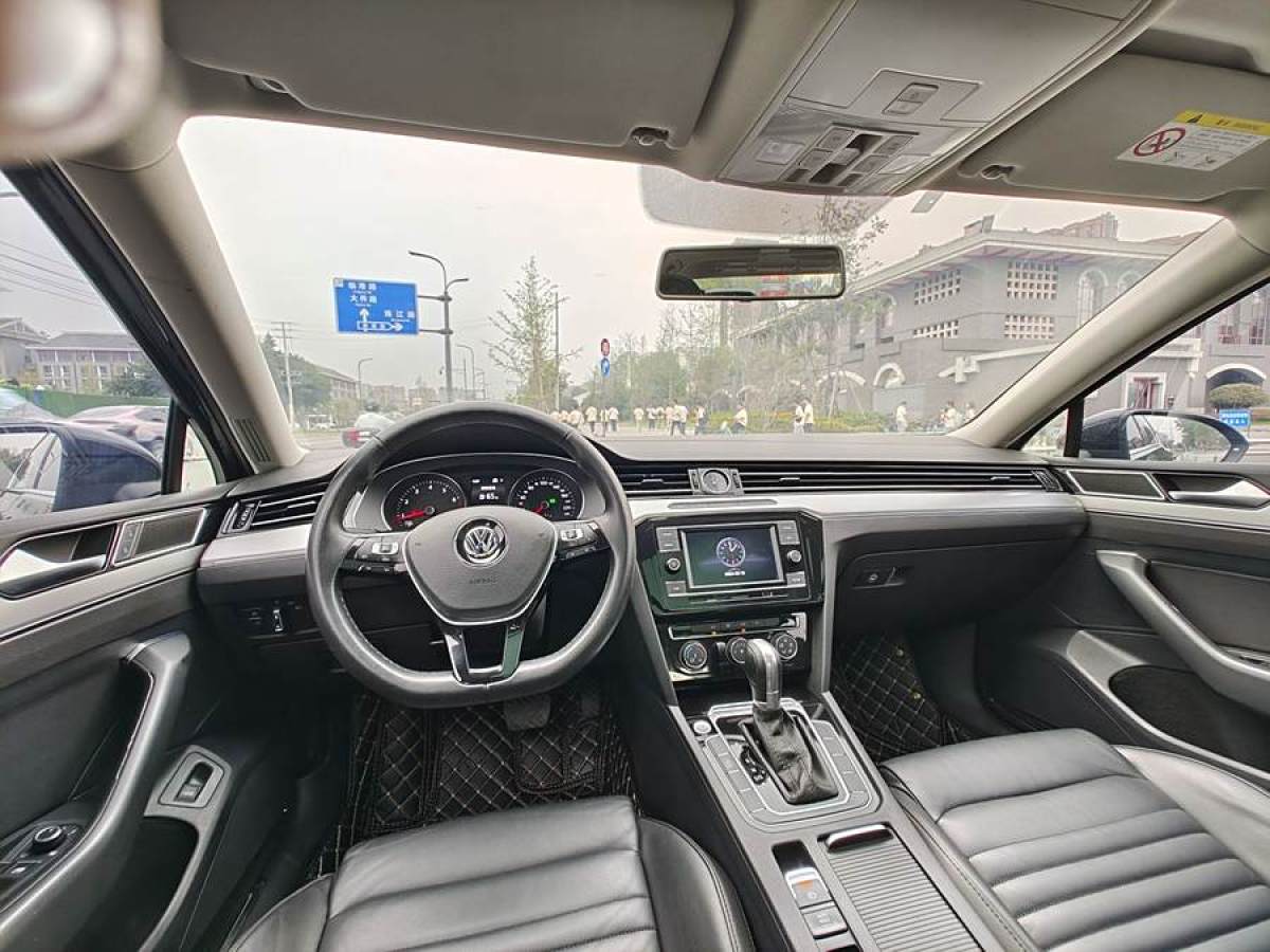 大眾 邁騰  2017款 330TSI DSG 豪華型圖片