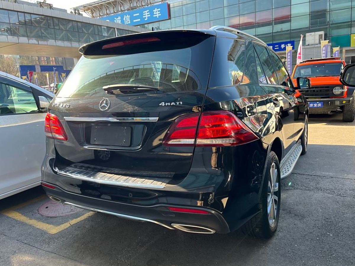 奔馳 奔馳GLE  2019款 GLE 320 4MATIC 動(dòng)感型臻藏版圖片