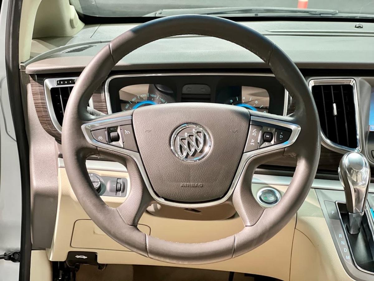 別克 GL8  2013款 3.0L GT豪華商務豪雅版圖片