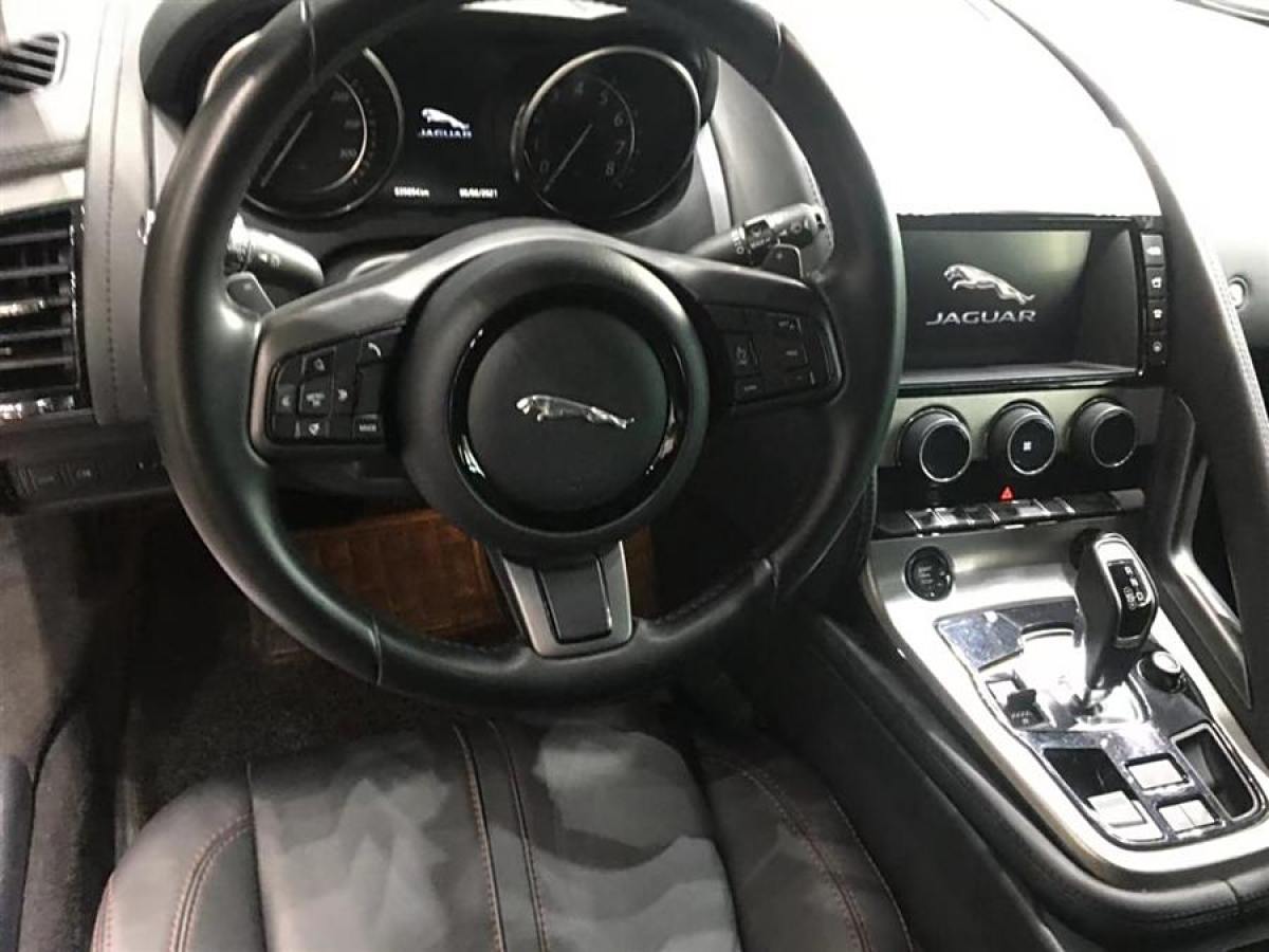 2016年2月捷豹 F-TYPE  2016款 3.0T S 硬頂版