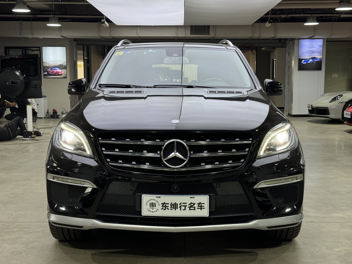 2015年8月奔馳 奔馳M級(jí)AMG  2015款 AMG ML 63