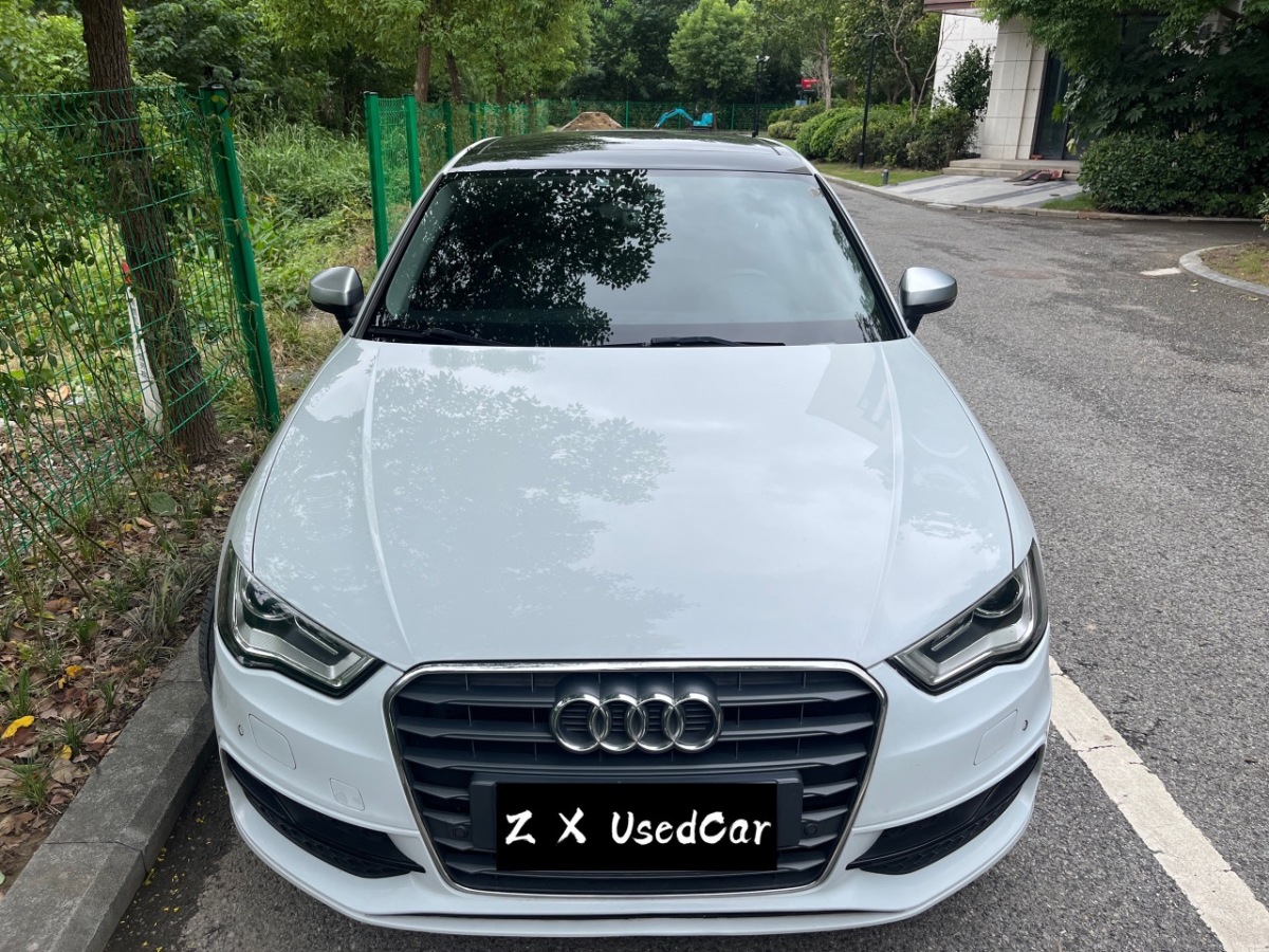 2016年9月奧迪 奧迪A3  2015款 Sportback 35 TFSI 百萬紀(jì)念智領(lǐng)型