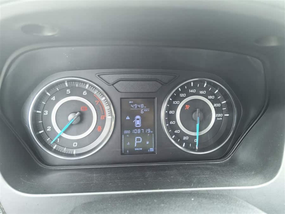 東南 V6菱仕  2015款 CROSS 1.5L CVT智趣型圖片