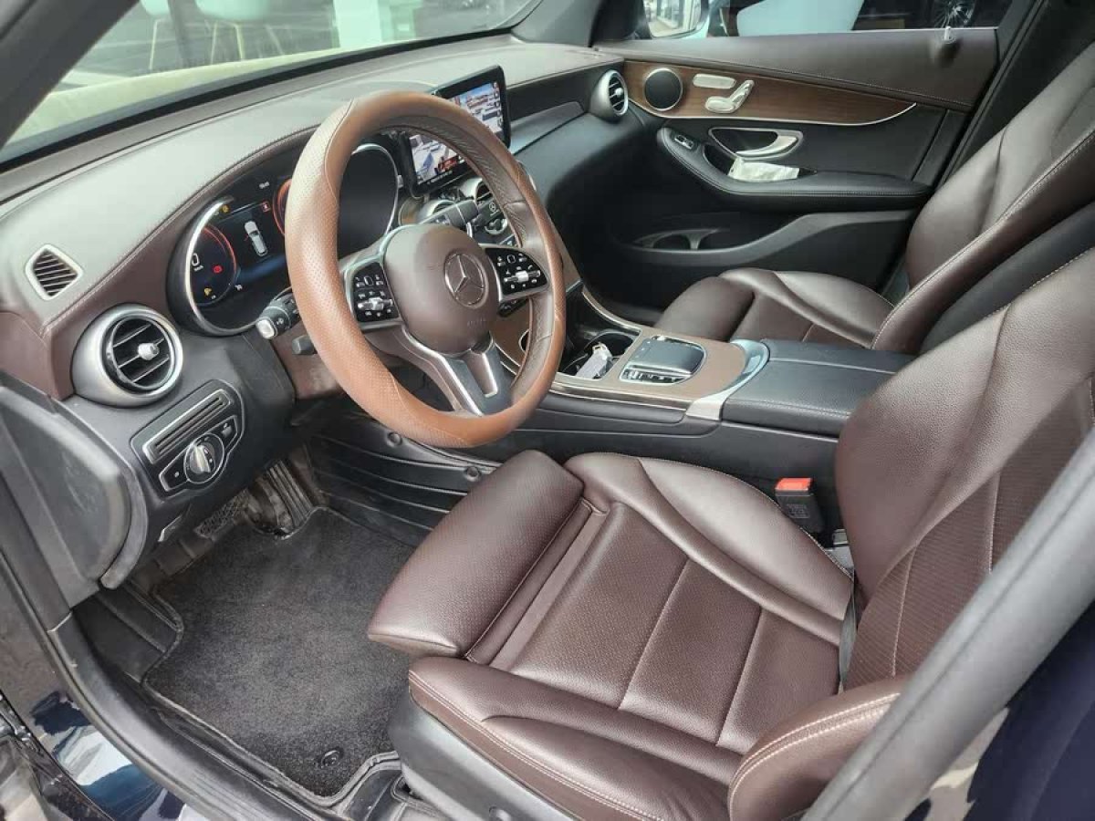 奔馳 奔馳GLC  2025款 改款 GLC 260 L 4MATIC 豪華型圖片