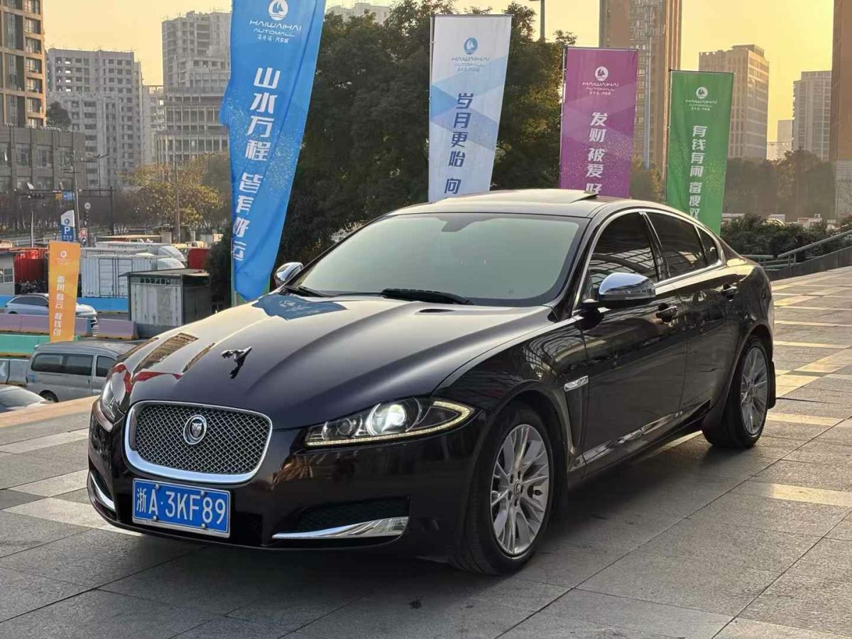 捷豹 XF  2012款 XF 3.0L V6豪華版圖片