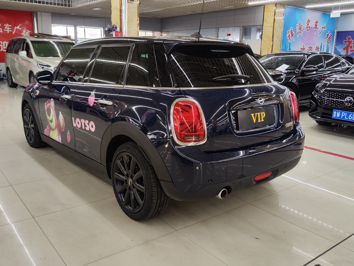 MINI MINI  2018款 1.5T COOPER 藝術(shù)家 五門版圖片