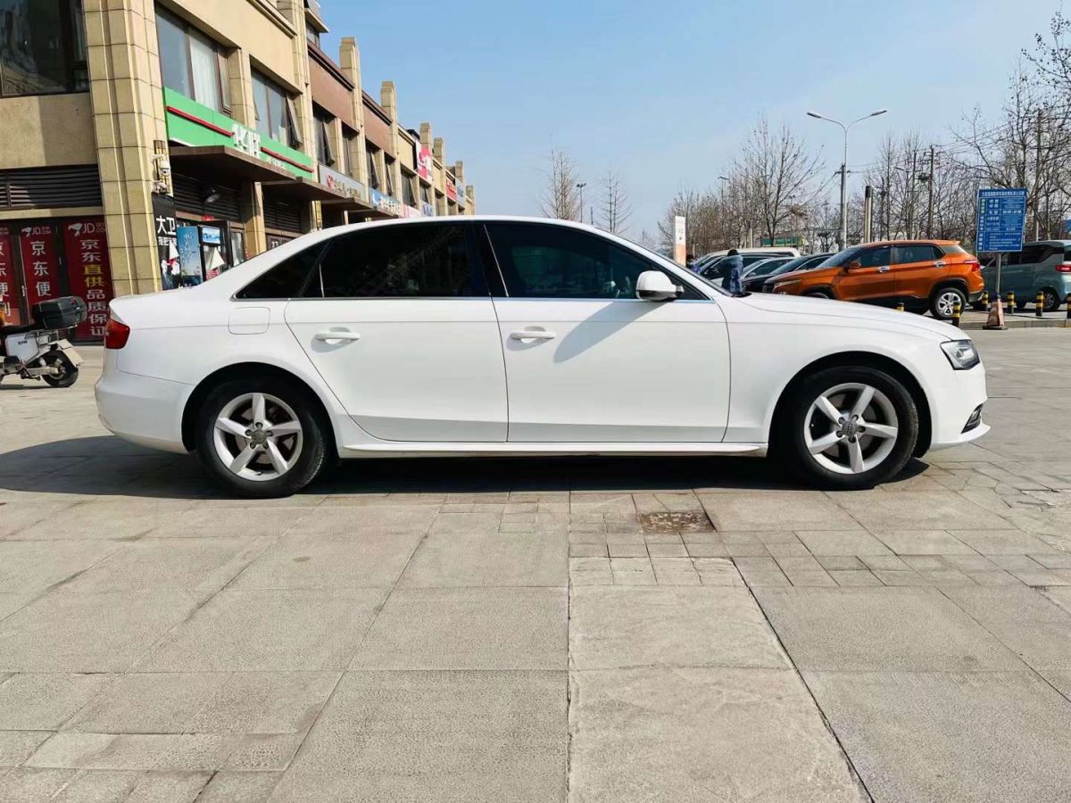 奥迪 奥迪a4l 2013款 40 tfsi quattro运动型图片