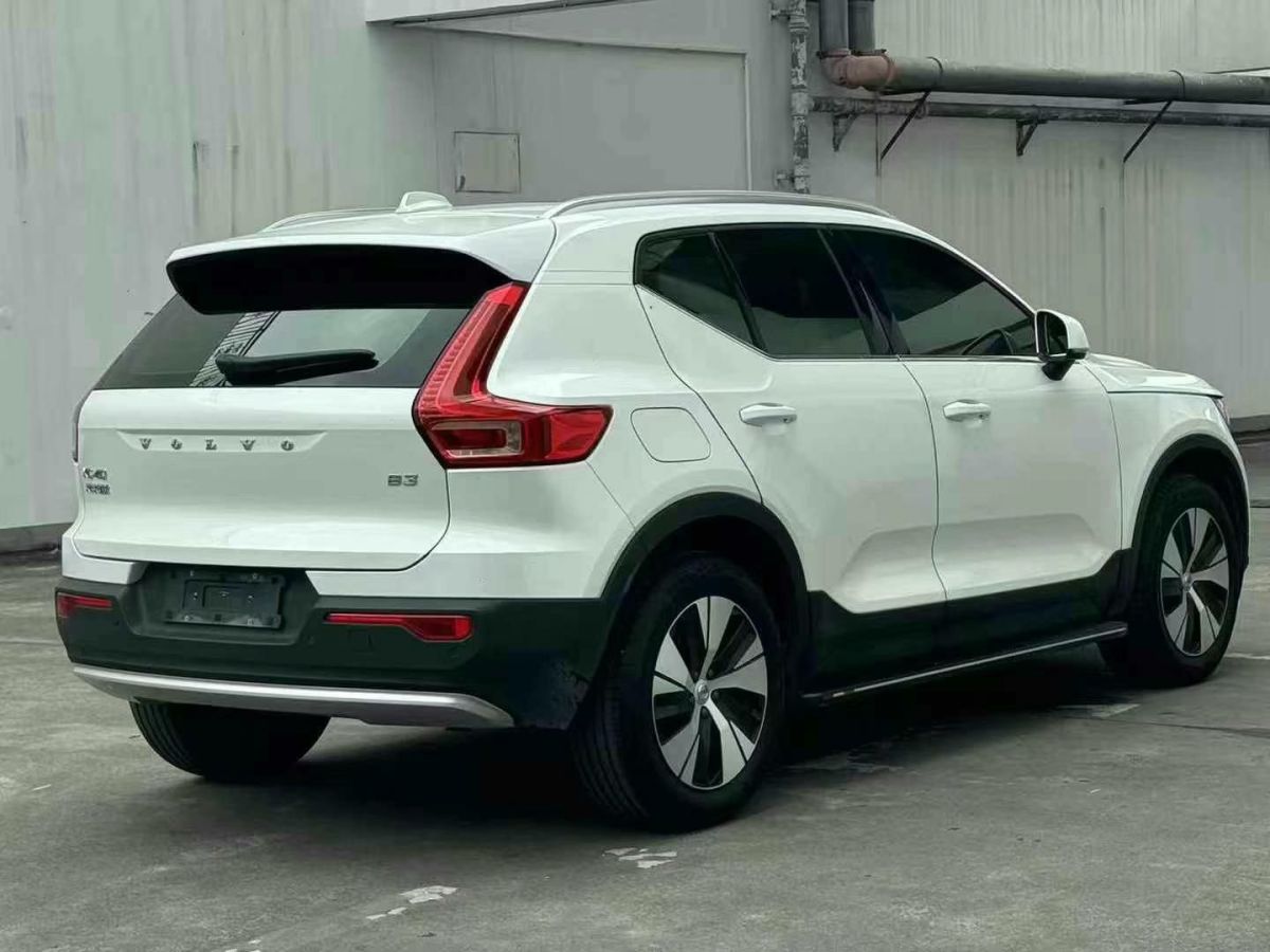 沃爾沃 沃爾沃XC40  2023款 B3 智行時(shí)尚版圖片