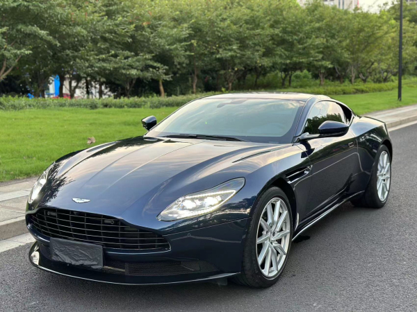 阿斯顿·马丁 阿斯顿・马丁DB11  2022款 4.0T V8 Coupe