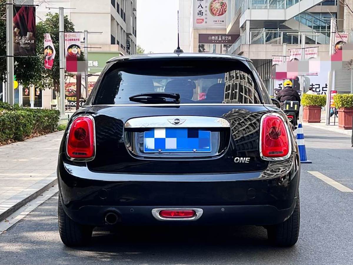 MINI MINI  2015款 1.2T ONE 五門版圖片