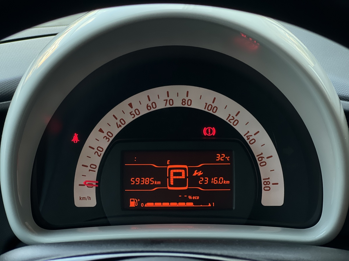 smart fortwo  2015款 1.0L 52千瓦硬頂靈動版圖片