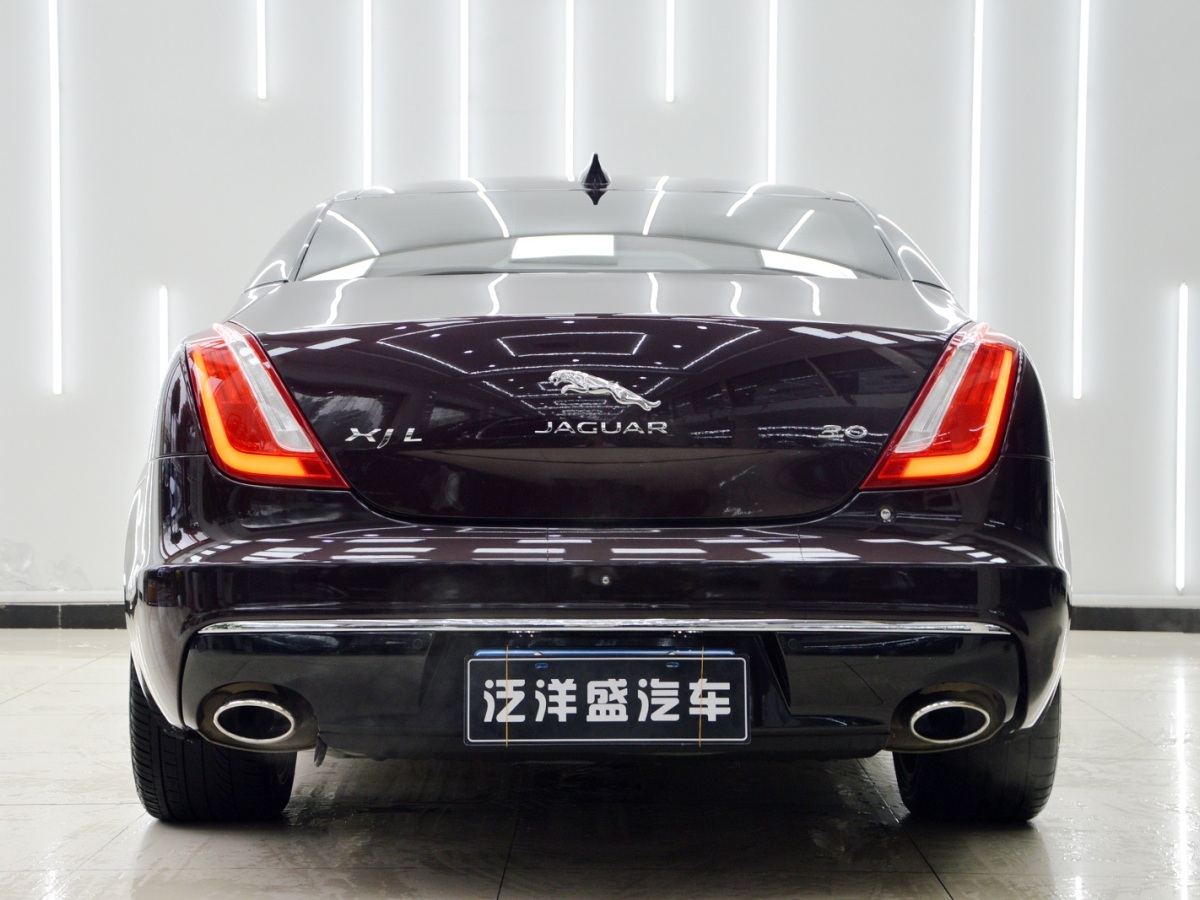 2018年1月捷豹 XJ  2018款 XJL 3.0 SC 兩驅(qū)全景商務(wù)版