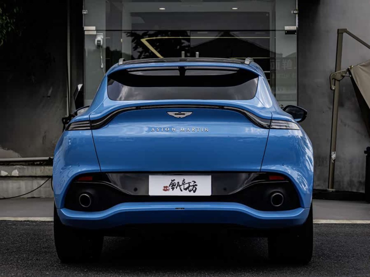 阿斯頓·馬丁 阿斯頓?馬丁DBX  2021款 4.0T V8 返璞之境圖片