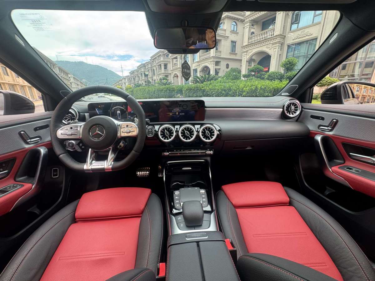 奔馳 奔馳A級(jí)AMG  2020款 AMG A 35 L 4MATIC圖片