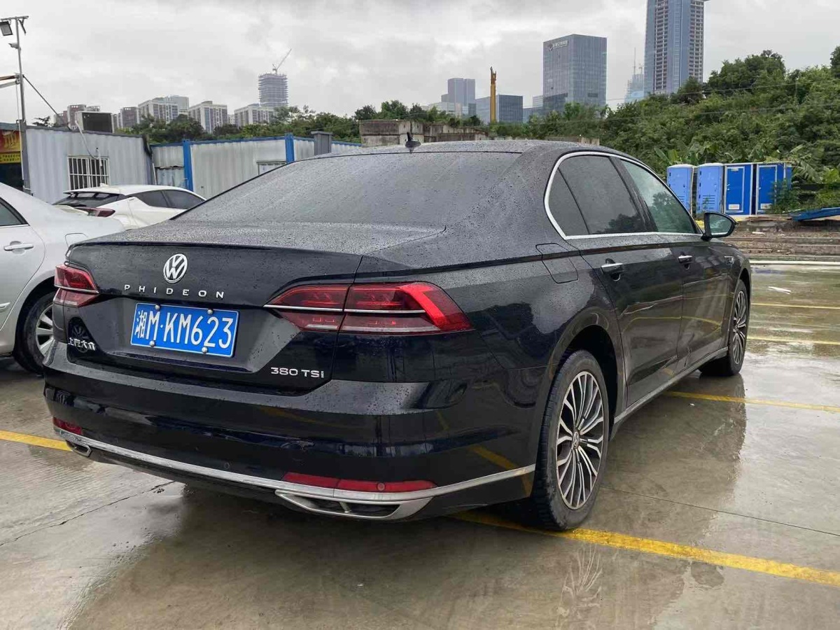 大眾 輝昂  2019款  380TSI 兩驅(qū)豪華版 國VI圖片