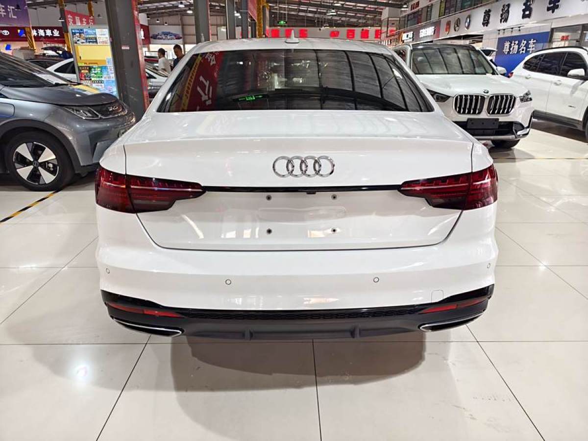 2023年3月奧迪 奧迪A4L  2023款 40 TFSI 豪華動感型