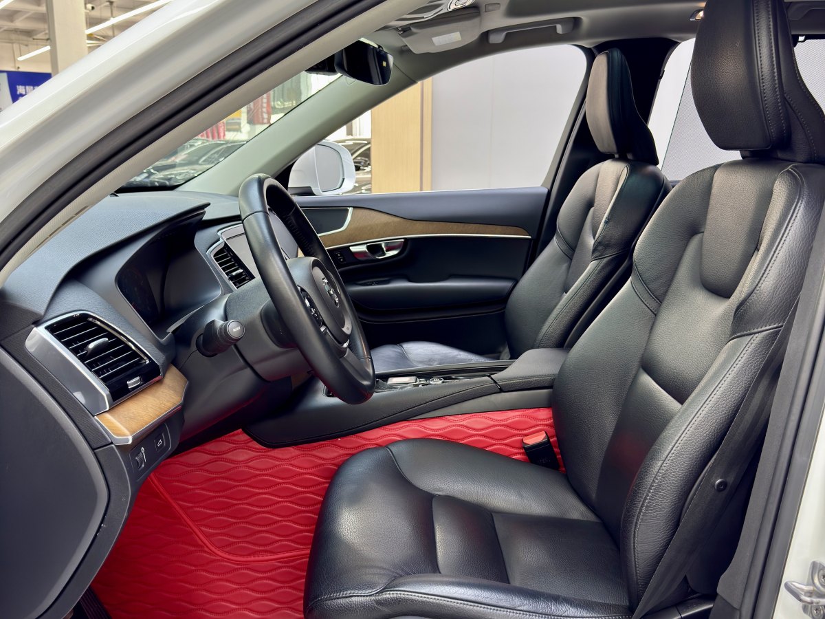 沃爾沃 XC90  2019款  T6 智逸版 7座 國VI圖片