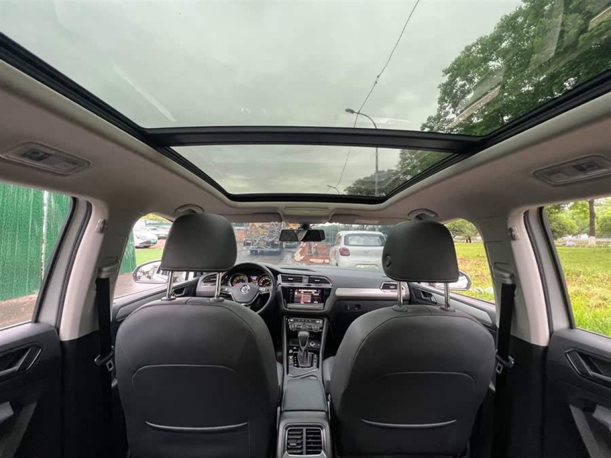 大眾 途觀L  2019款 改款 330TSI 自動兩驅(qū)全景舒適版 國VI圖片