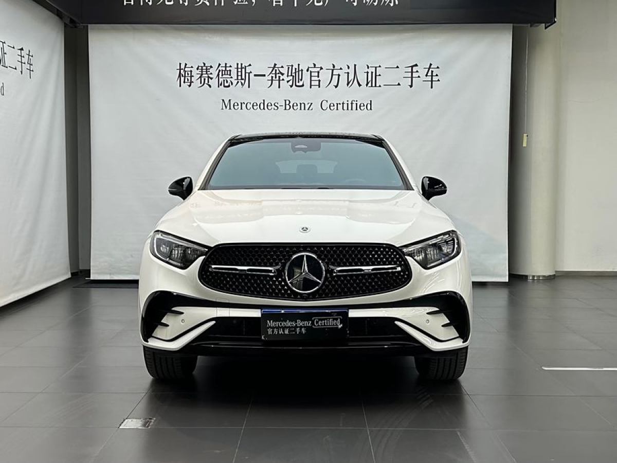 奔馳 奔馳GLC  2024款 GLC 260 4MATIC 轎跑SUV圖片