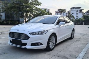蒙迪歐 福特 2.0L GTDi200時(shí)尚型