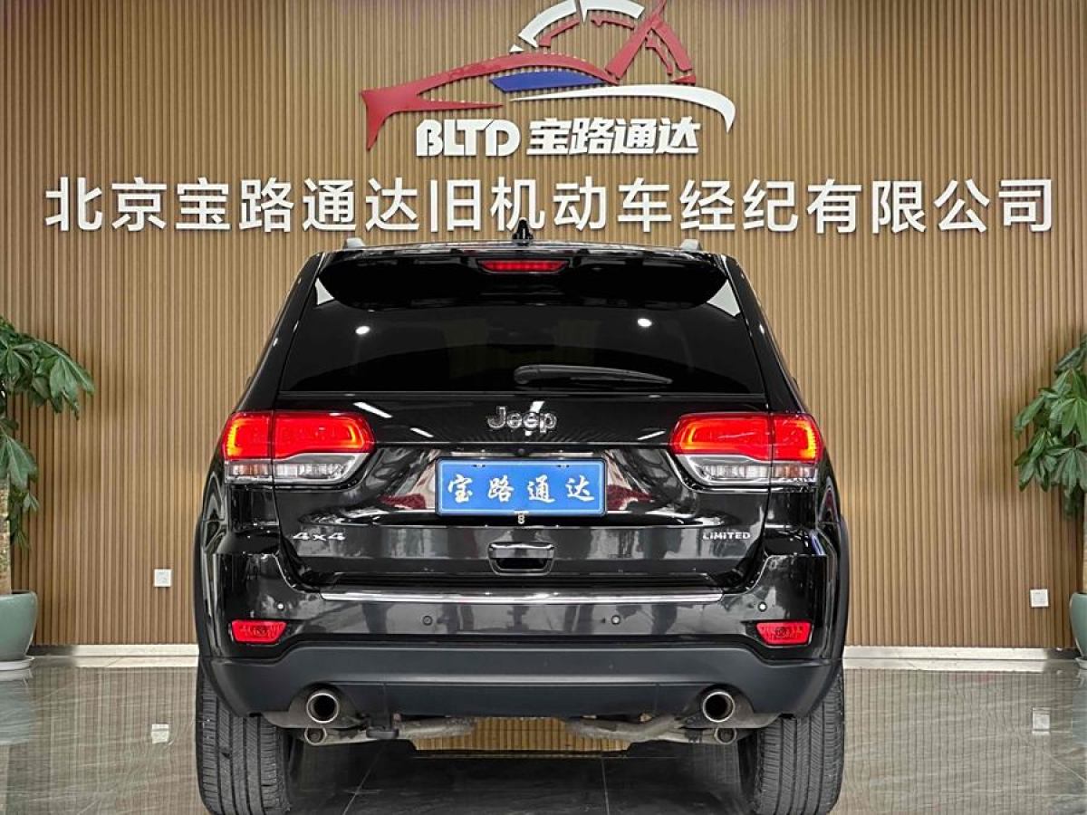 Jeep 大切諾基  2014款 3.6L 精英導(dǎo)航版圖片