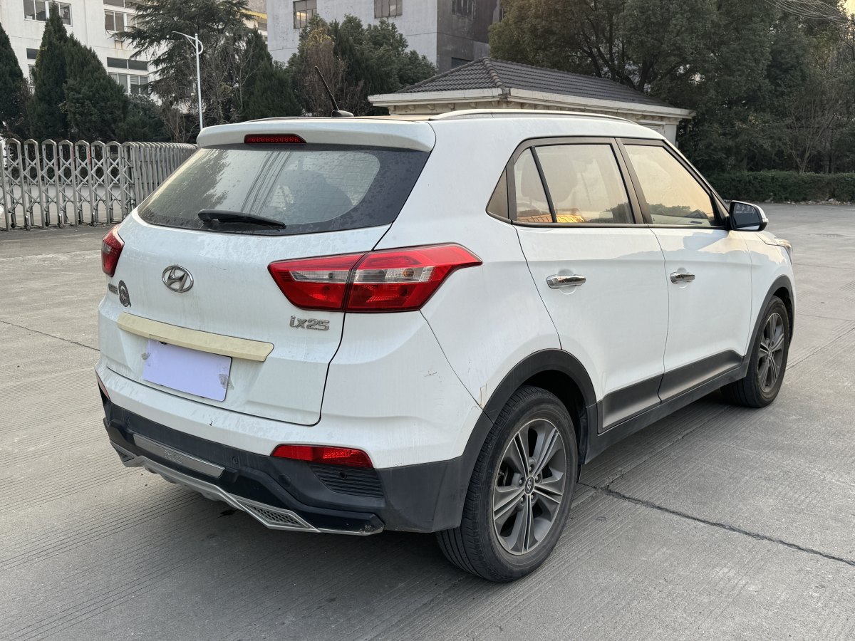 現(xiàn)代 ix25  2015款 1.6L 自動兩驅(qū)智能型GLS圖片